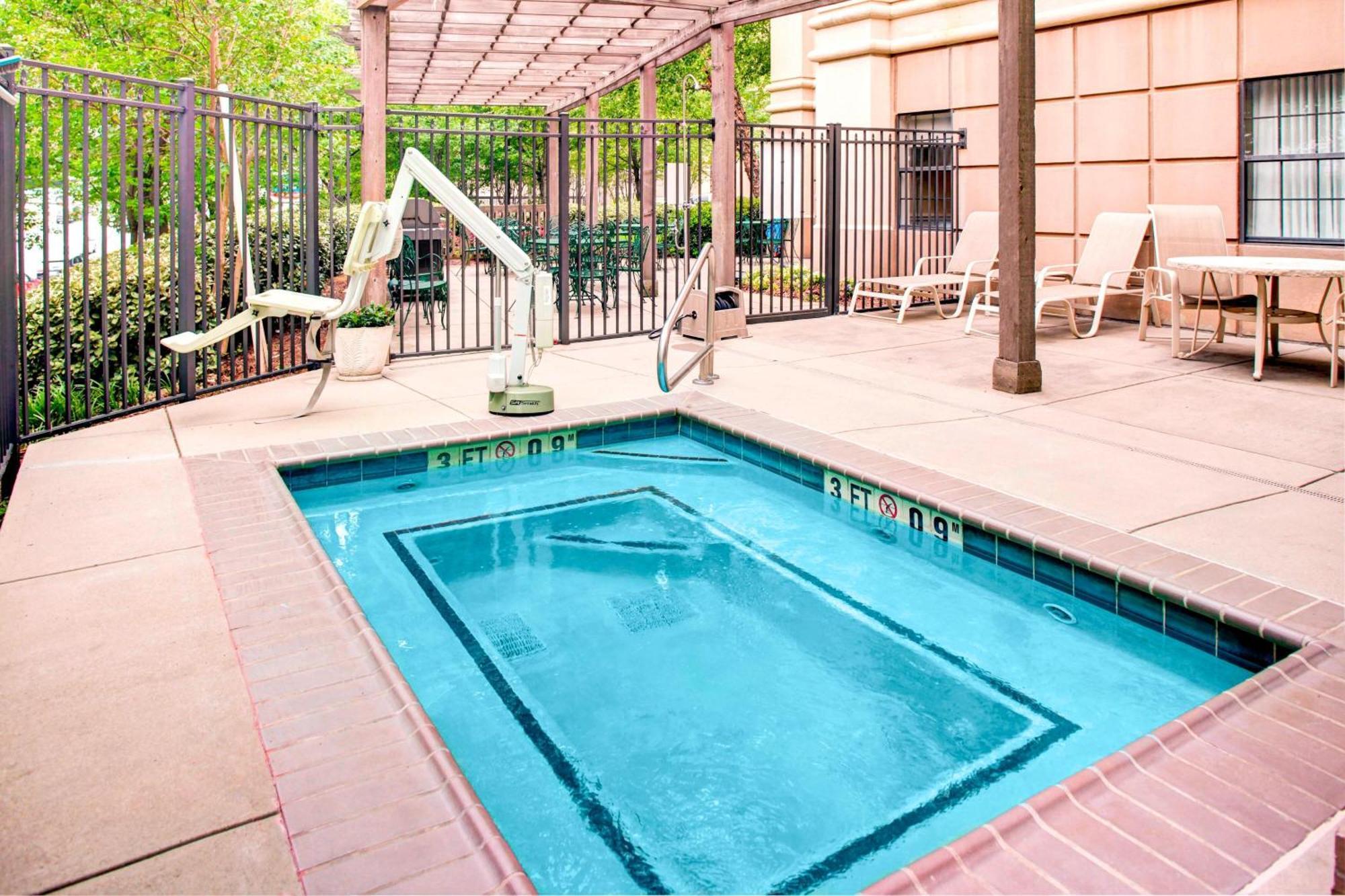 Towneplace Suites Atlanta Buckhead Exterior foto